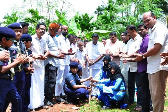 സഹപാഠിക്ക്‌ അന്തിയു​റങ്ങാൻ ഒ​രുവീട്‌